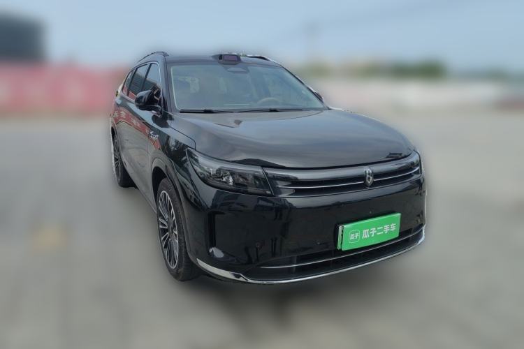Used Hima AITO M7 2024 1.5T Intelligent Drive 4WD Ultra Version 5 Seats Front Right 45 Deg