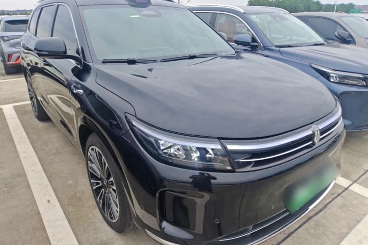 Used Hima AITO M7 2024 1.5T Intelligent Drive Rear-Drive Ultra Version 5 Seats Front Right 45 Deg