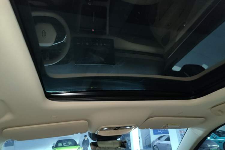 Used Hima AITO M7 2024 1.5T Intelligent Driving Rear-Drive Pro Version 5 Seats Headliner
