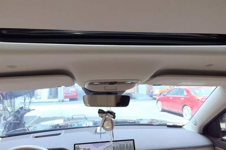 Used Hima AITO M7 2024 1.5T Rear-Drive Plus Version 5 Seats Headliner