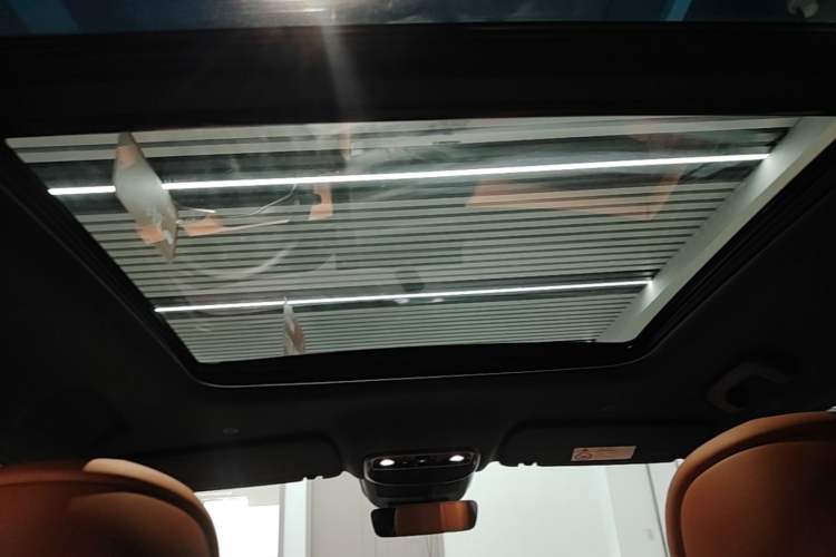 Used Hima AITO M7 2024 1.5T Intelligent Drive Rear-Drive Ultra Version 5 Seats Headliner