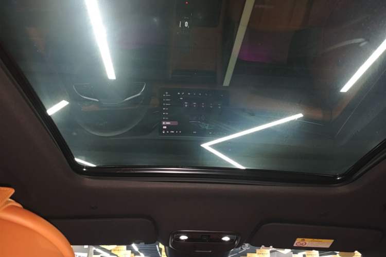 Used Hima AITO M7 2024 1.5T Intelligent Driving Rear-Drive Ultra Version 6 Seats Headliner