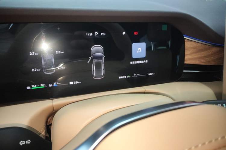 Used Hima AITO M7 2024 1.5T Intelligent Driving Rear-Drive Ultra Version 6 Seats Instrument Cluster
