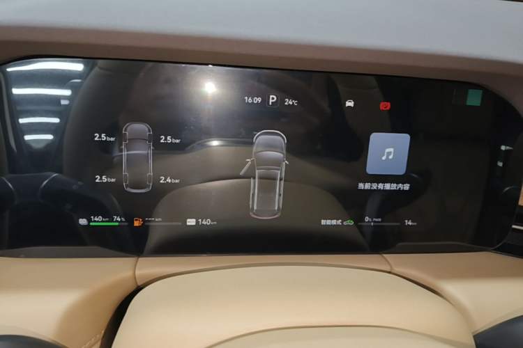 Used Hima AITO M7 2024 1.5T Intelligent Driving Rear-Drive Pro Version 5 Seats Instrument Cluster