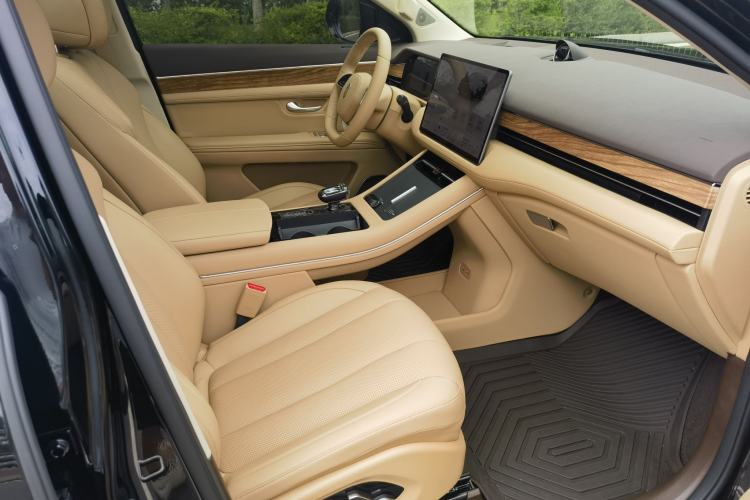 Used Hima AITO M7 2024 1.5T Intelligent Driving Rear-Drive Pro Version 5 Seats Interior 2