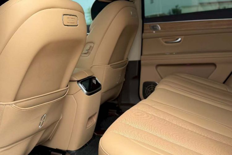 Used Hima AITO M7 2024 1.5T Intelligent Driving Rear-Drive Max Edition 5 Seats Interior 2