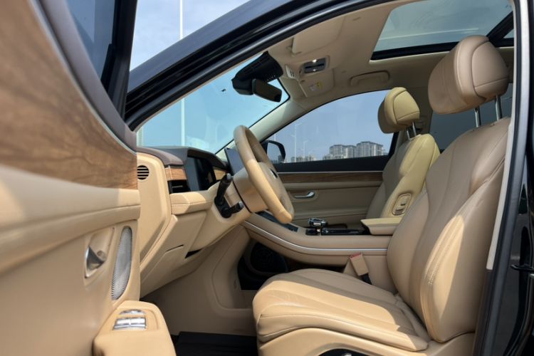 Used Hima AITO M7 2024 1.5T Intelligent Driving Rear-Drive Max Edition 5 Seats Interior 2