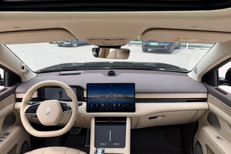 Used Hima AITO M7 2024 1.5T Intelligent Driving Rear-Drive Pro Version 5 Seats Interior 3
