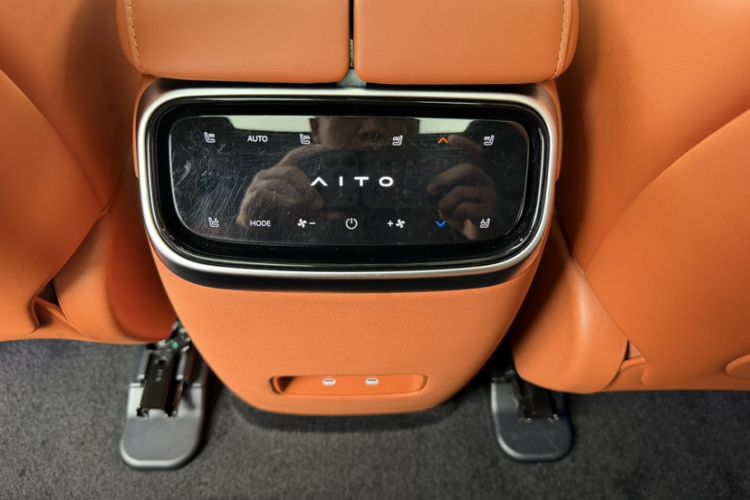 Used Hima AITO M7 2024 1.5T Intelligent Drive Rear-Drive Ultra Version 5 Seats Interior 8