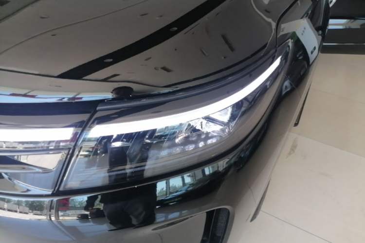 Used Hima AITO M7 2024 1.5T Intelligent Driving Rear-Drive Pro Version 5 Seats Left Front Headlight