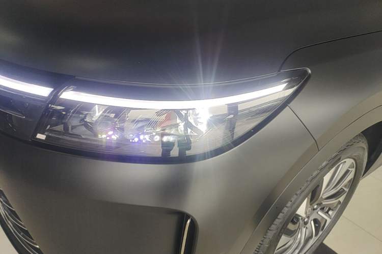 Used Hima AITO M7 2024 1.5T Rear-Drive Plus Version 6 Seats Left Front Headlight