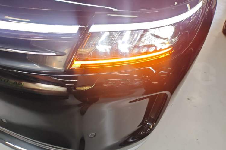 Used Hima AITO M7 2024 1.5T Intelligent Drive 4WD Ultra Version 5 Seats Left Front Headlight