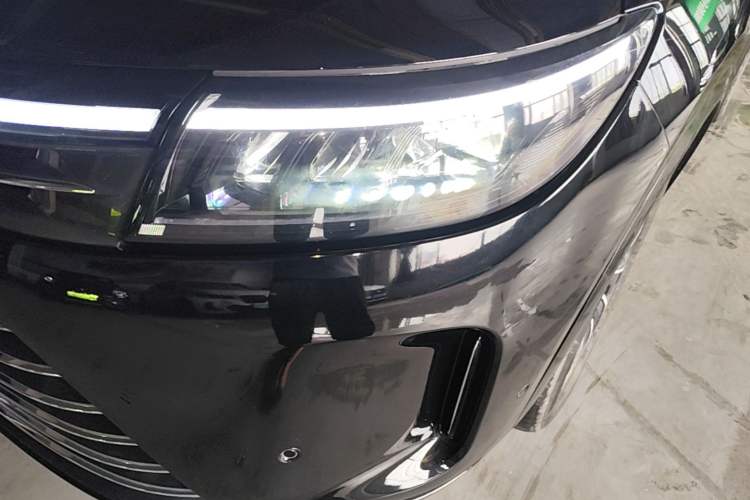 Used Hima AITO M7 2024 1.5T Rear-Drive Plus Version 5 Seats Left Front Headlight
