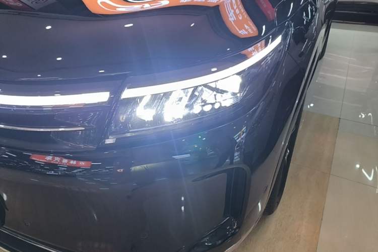 Used Hima AITO M7 2024 1.5T Intelligent Drive 4WD Ultra Version 5 Seats Left Front Headlight