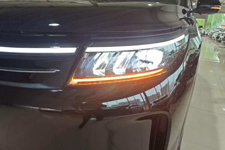 Used Hima AITO M7 2024 1.5T Intelligent Driving Rear-Drive Pro Version 5 Seats Left Front Headlight