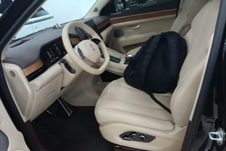 Used Hima AITO M7 2024 1.5T Intelligent Driving 4WD Max Edition 5 Seats Left Front Seat