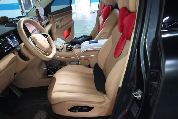 Used Hima AITO M7 2024 1.5T Intelligent Driving Rear-Drive Max Edition 6 Seats Left Front Seat