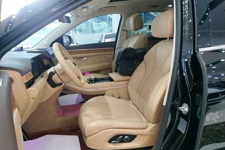 Used Hima AITO M7 2024 1.5T Intelligent Driving Rear-Drive Pro Version 6 Seats Left Front Seat