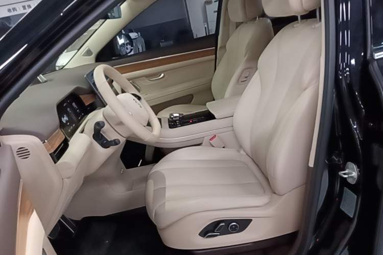 Used Hima AITO M7 2024 1.5T Intelligent Driving 4WD Max Edition 5 Seats Left Front Seat