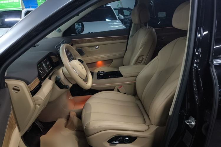 Used Hima AITO M7 2024 1.5T Intelligent Drive Rear-Drive Ultra Version 5 Seats Left Front Seat