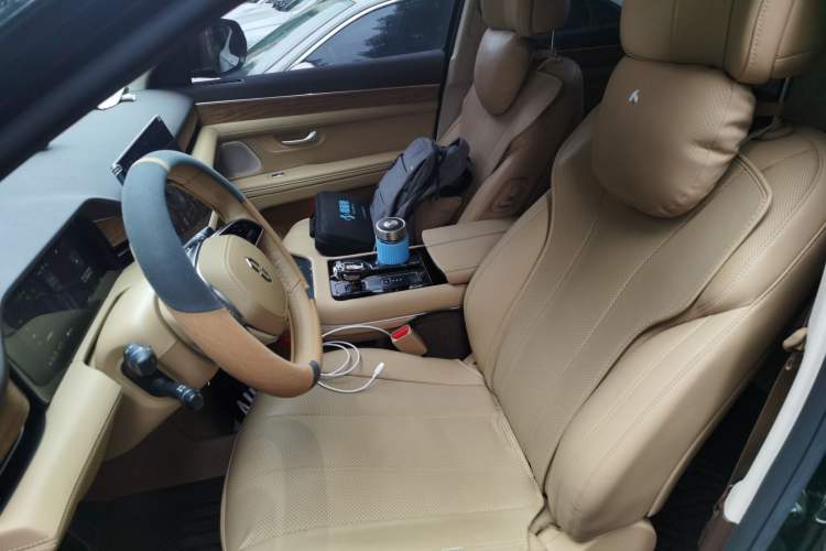 Used Hima AITO M7 2024 1.5T Intelligent Driving Rear-Drive Pro Version 5 Seats Left Front Seat