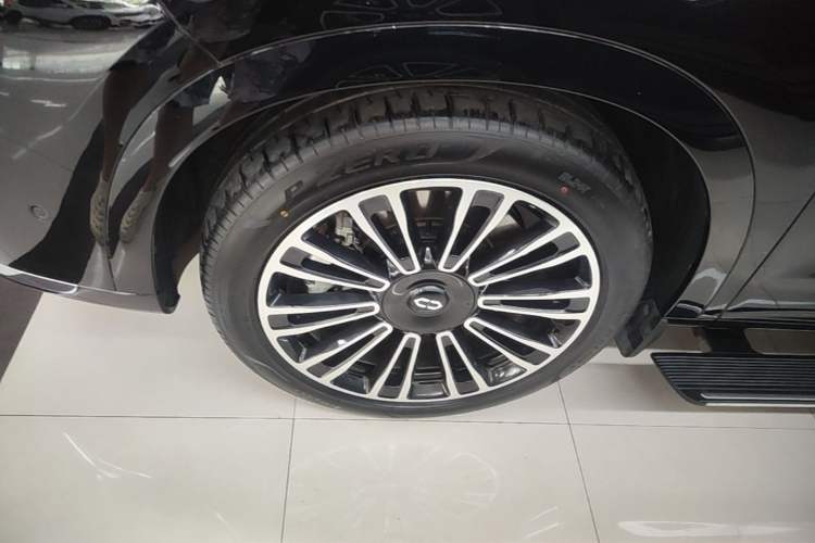 Used Hima AITO M7 2024 1.5T Intelligent Driving Rear-Drive Ultra Version 6 Seats Left Front Wheel Hub