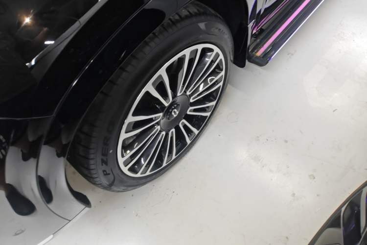 Used Hima AITO M7 2024 1.5T Intelligent Drive 4WD Ultra Version 5 Seats Left Front Wheel Hub