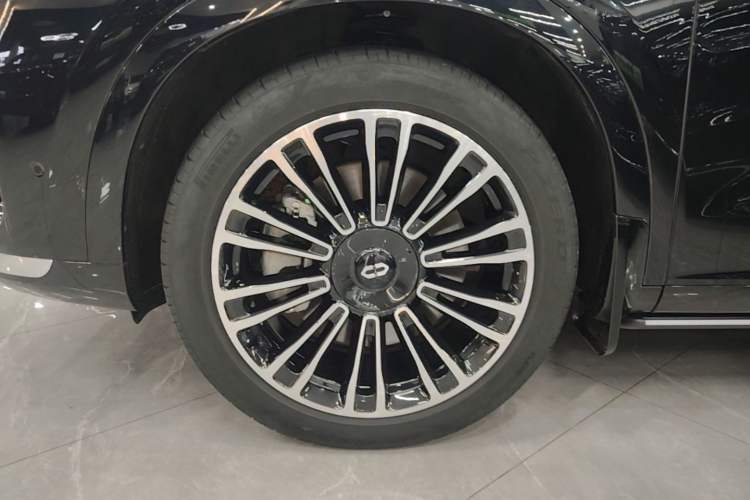 Used Hima AITO M7 2024 1.5T Intelligent Driving Rear-Drive Max Edition 5 Seats Left Front Wheel Hub