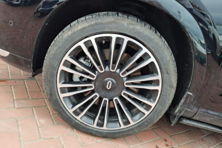 Used Hima AITO M7 2024 1.5T Intelligent Driving 4WD Max Edition 5 Seats Left Front Wheel Hub