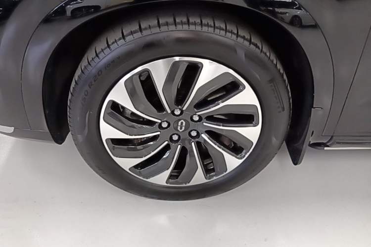 Used Hima AITO M7 2024 1.5T Intelligent Driving Rear-Drive Max Edition 5 Seats Left Front Wheel Hub