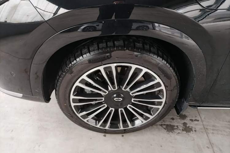 Used Hima AITO M7 2024 1.5T Intelligent Drive 4WD Ultra Version 5 Seats Left Front Wheel Hub
