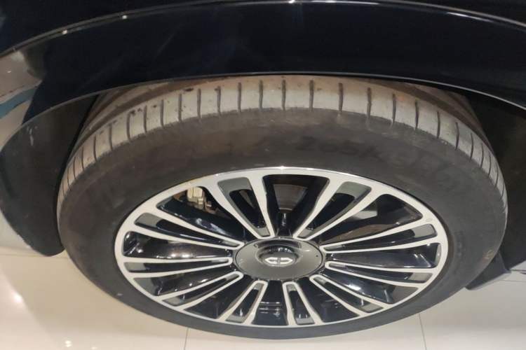 Used Hima AITO M7 2024 1.5T Intelligent Driving 4WD Max Edition 5 Seats Left Front Wheel Hub