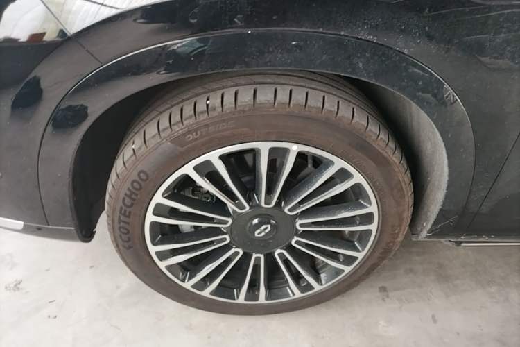 Used Hima AITO M7 2024 1.5T Intelligent Drive 4WD Ultra Version 5 Seats Left Front Wheel Hub