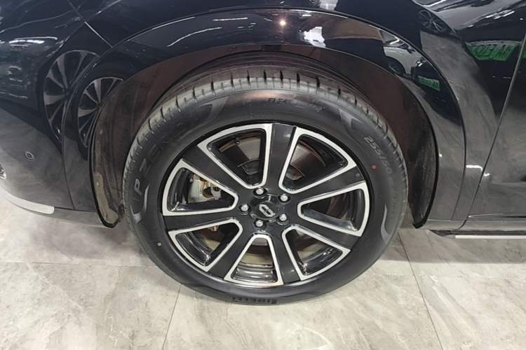 Used Hima AITO M7 2024 1.5T Intelligent Driving 4WD Pro Edition 5 Seats Left Front Wheel Hub