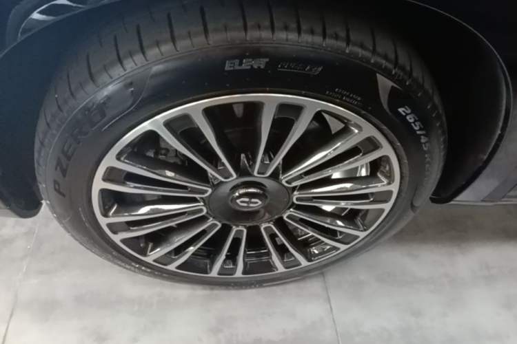 Used Hima AITO M7 2024 1.5T Intelligent Driving 4WD Max Edition 5 Seats Left Front Wheel Hub