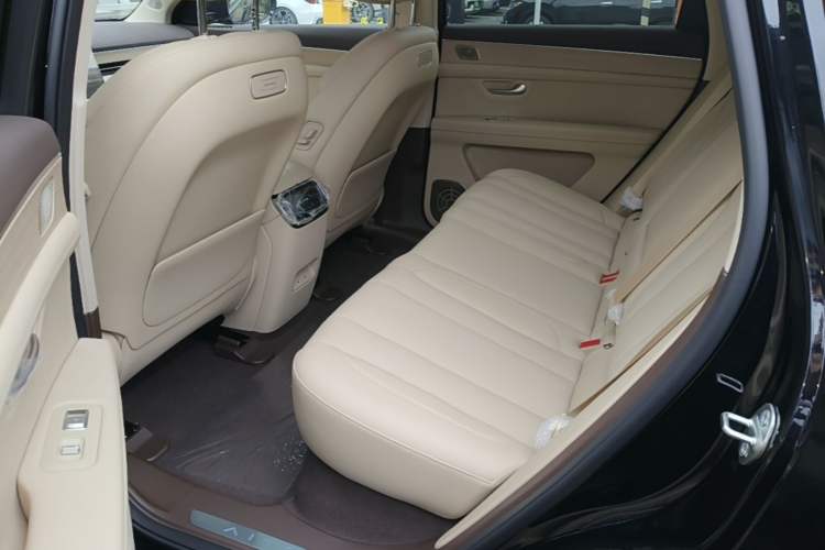 Used Hima AITO M7 2024 1.5T Intelligent Driving Rear-Drive Pro Version 5 Seats Left Rear Seat