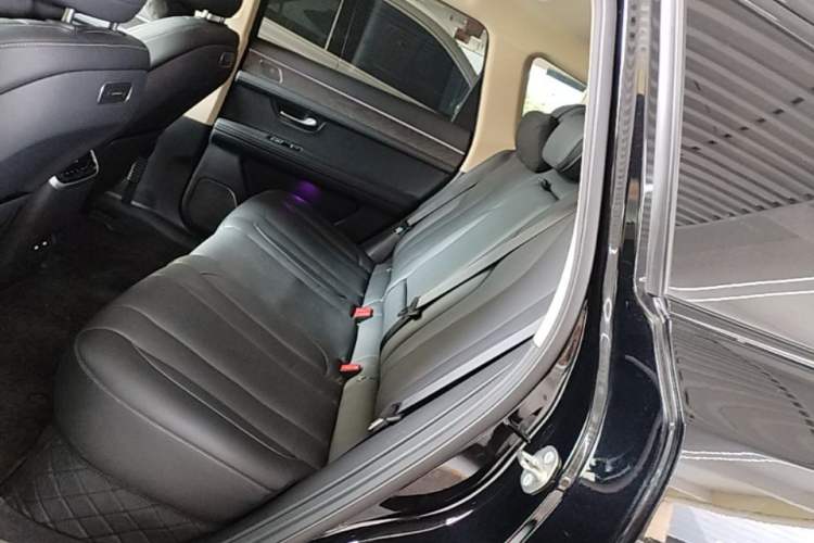 Used Hima AITO M7 2024 1.5T Intelligent Driving 4WD Max Edition 5 Seats Left Rear Seat