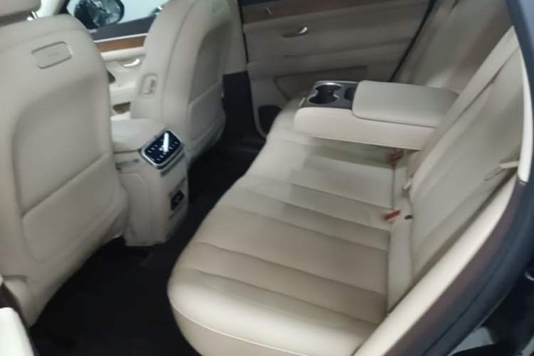 Used Hima AITO M7 2024 1.5T Intelligent Driving 4WD Max Edition 5 Seats Left Rear Seat