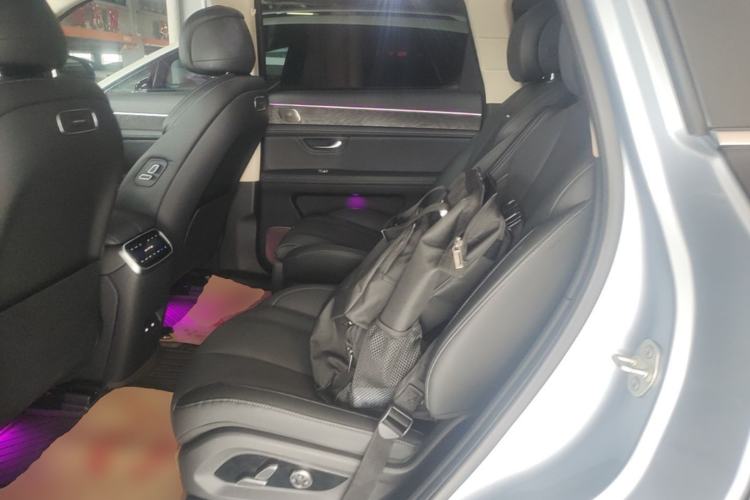 Used Hima AITO M7 2024 1.5T Rear-Drive Plus Version 6 Seats Left Rear Seat