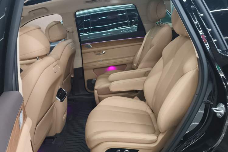 Used Hima AITO M7 2024 1.5T Intelligent Driving Rear-Drive Ultra Version 6 Seats Left Rear Seat