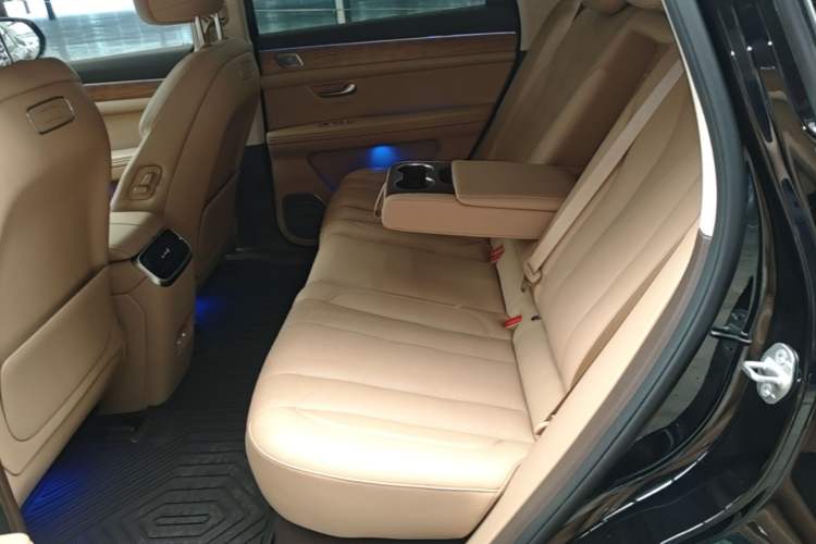 Used Hima AITO M7 2024 1.5T Intelligent Driving Rear-Drive Pro Version 5 Seats Left Rear Seat