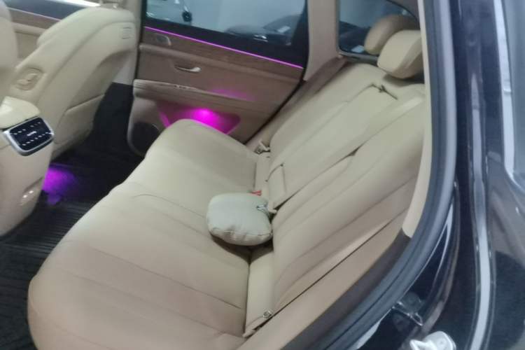 Used Hima AITO M7 2024 1.5T Intelligent Drive Rear-Drive Ultra Version 5 Seats Left Rear Seat