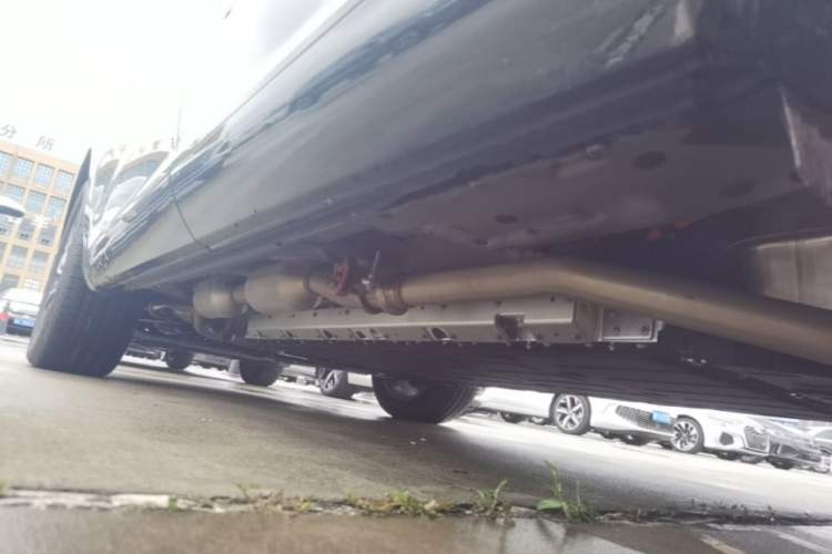 Used Hima AITO M7 2024 1.5T Four-Wheel Drive Plus Version 5 Seats Left Side Sill