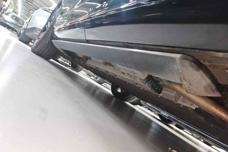 Used Hima AITO M7 2024 1.5T Intelligent Drive 4WD Ultra Version 5 Seats Left Side Sill
