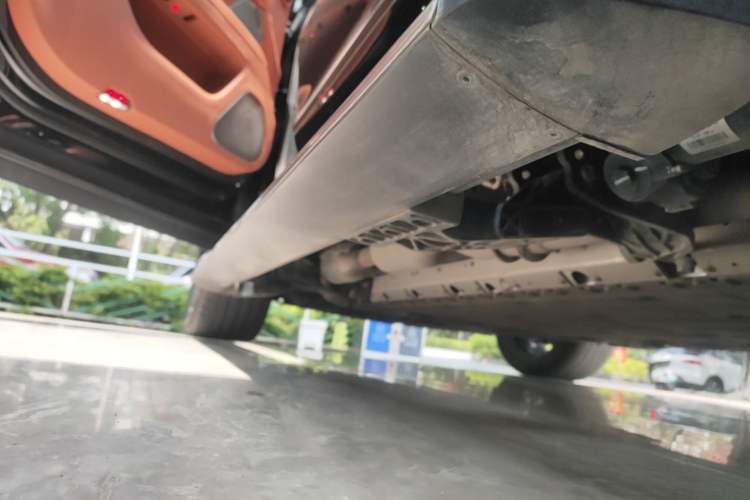 Used Hima AITO M7 2024 1.5T Intelligent Drive Rear-Drive Ultra Version 5 Seats Left Side Sill
