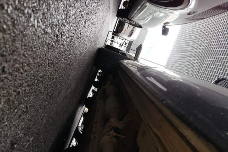 Used Hima AITO M7 2024 1.5T Rear-Drive Plus Version 5 Seats Left Side Sill