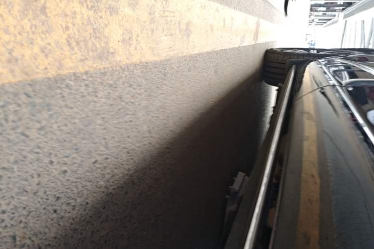 Used Hima AITO M7 2024 1.5T Intelligent Driving Rear-Drive Pro Version 5 Seats Left Side Sill
