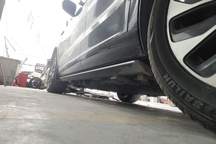 Used Hima AITO M7 2024 1.5T Intelligent Driving 4WD Max Edition 5 Seats Left Side Sill