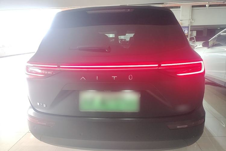 Used Hima AITO M7 2024 1.5T Rear-Drive Plus Version 6 Seats Rear