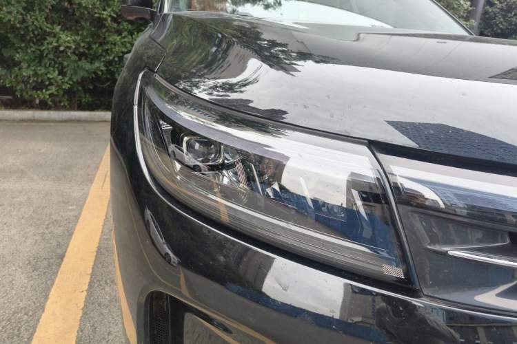 Used Hima AITO M7 2024 1.5T Intelligent Driving Rear-Drive Ultra Version 6 Seats Right Front Headlight
